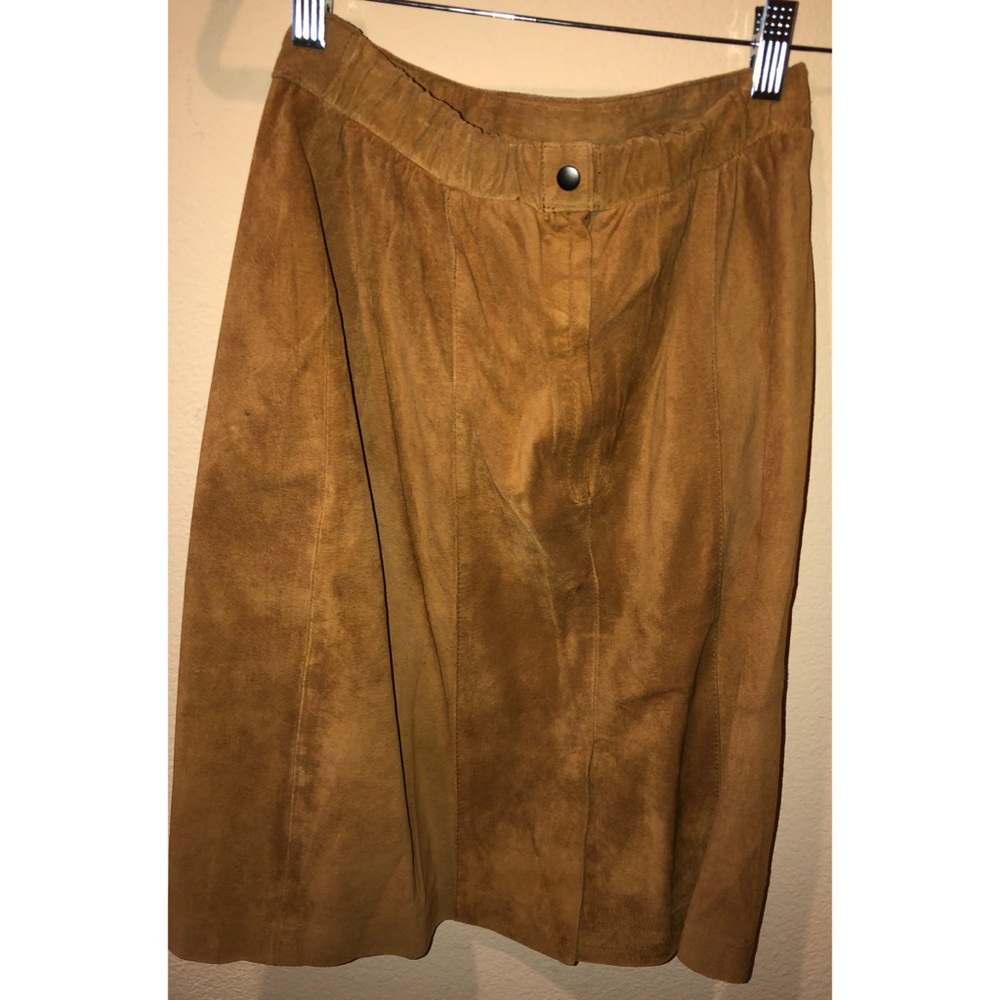 Vintage Hunt Club suede skirt - Picture 2 of 9